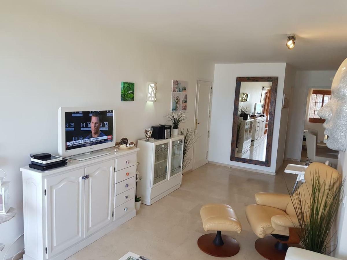 Playa Del Duque In 1St Sea Line Directly On The Beach, Heated Pool, Wifi, Balcony Apartment Costa Adeje  Exterior photo