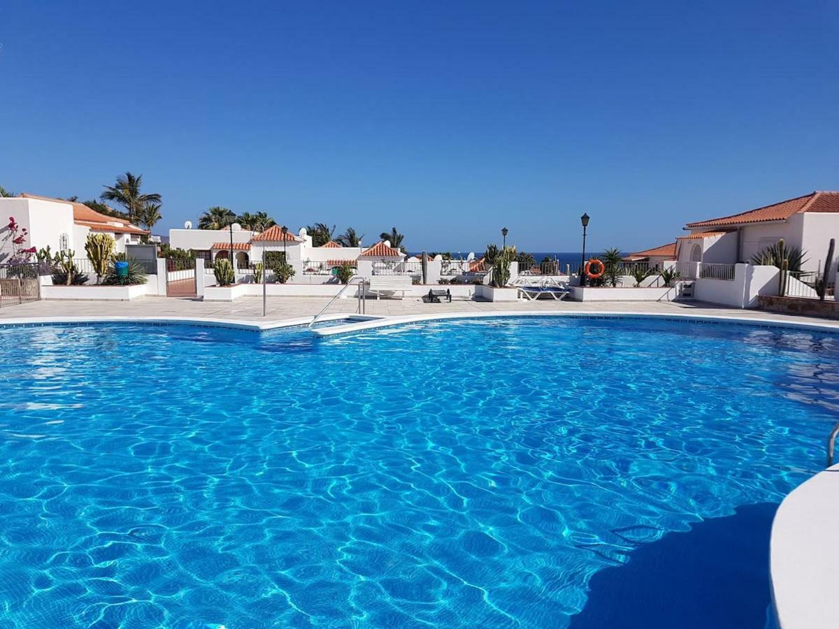 Playa Del Duque In 1St Sea Line Directly On The Beach, Heated Pool, Wifi, Balcony Apartment Costa Adeje  Exterior photo